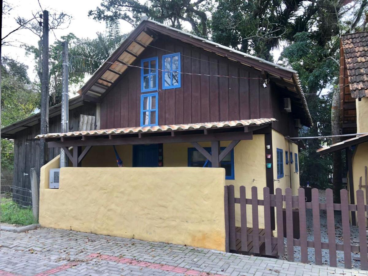 Chales No Centro De Бомбиняс Екстериор снимка