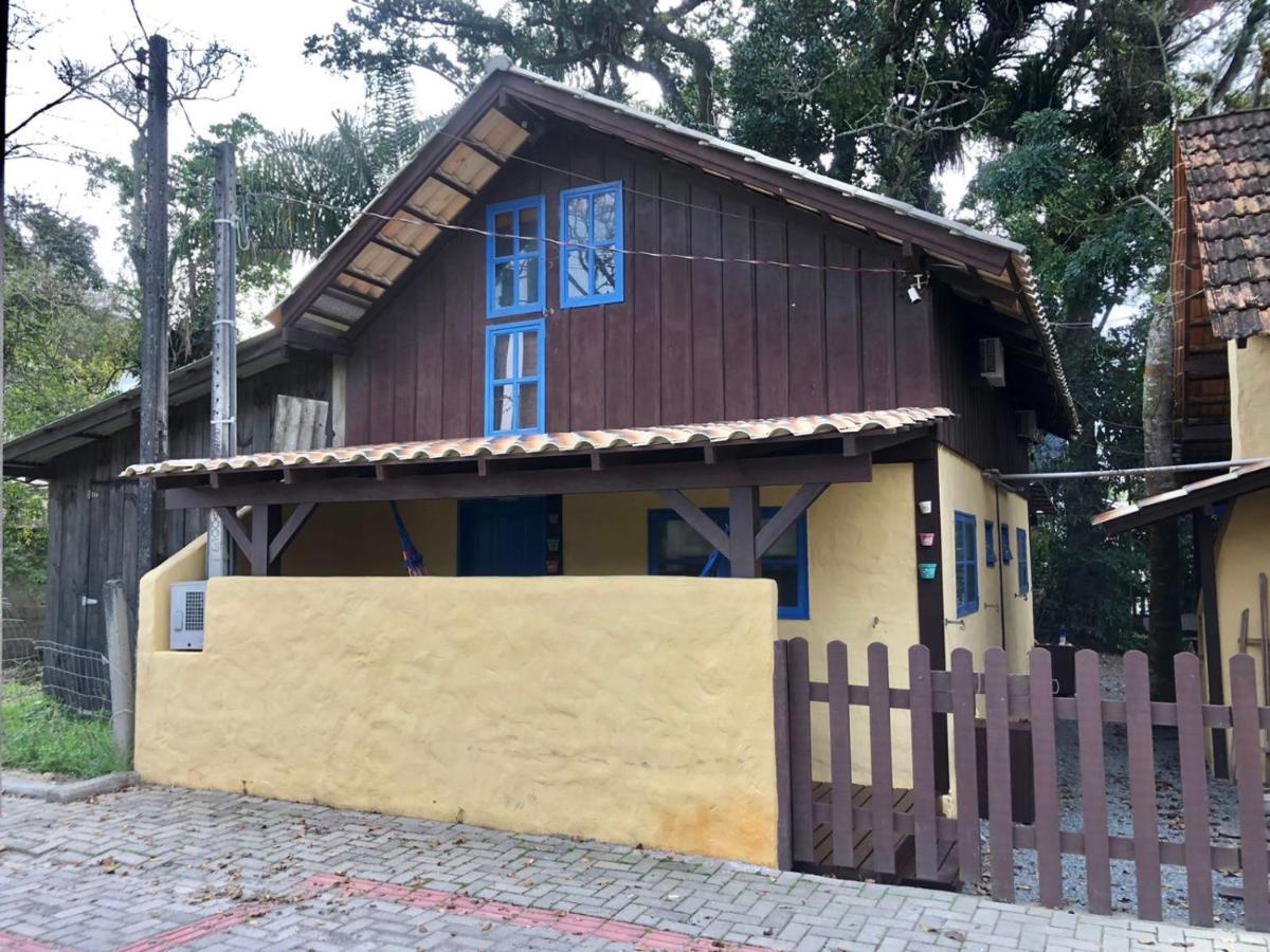 Chales No Centro De Bombinhas Villa Екстериор снимка